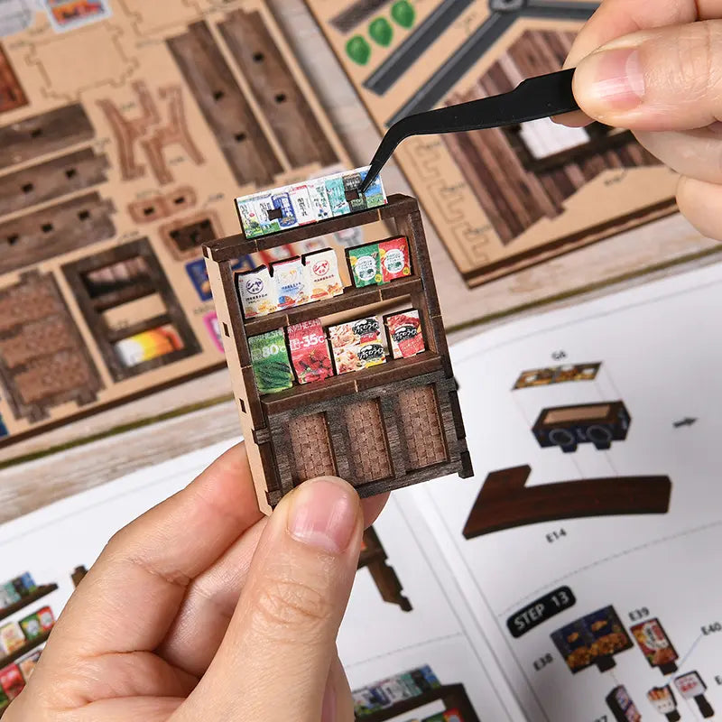 【Kasuga Grocery Store】 tips: 14+ / small parts / test LED & lanterns first / follow manual / lantern & shoji paper need gluing
